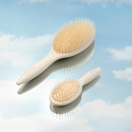The Hair Edit Finish & Shine Boar Bristle Hairbrush for Smooth Shiny Hair - Image 6