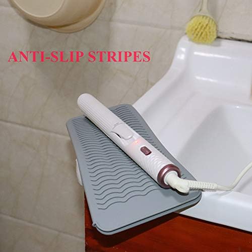 Heat Resistant Travel Hair Curler Flat Iron Pouch and Silicone Mat Set (Catcus) - Image 3