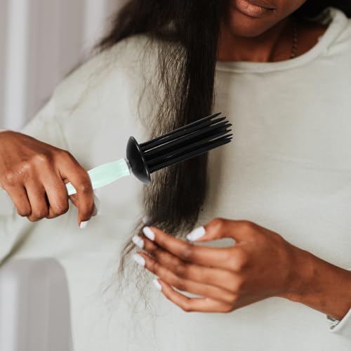 Green Plastic Curling Comb Hair Volume Tool for Defined Curls and Styling - Image 5