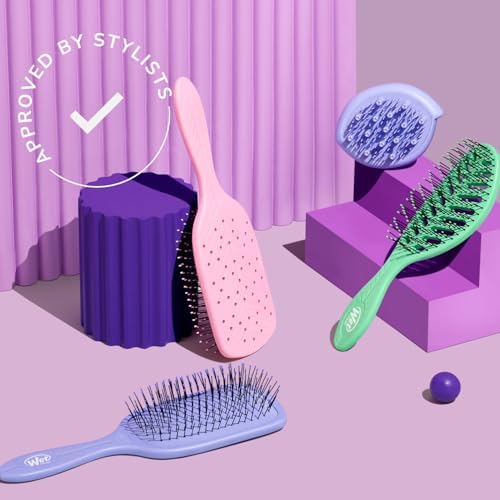 Wet Brush Go Green Coconut Oil Infused Treatment Comb - Wide Tooth Hair Detangler with WaveTooth Design that Gently and Glides Through Tangles - No Split Ends and No Damage - Image 6
