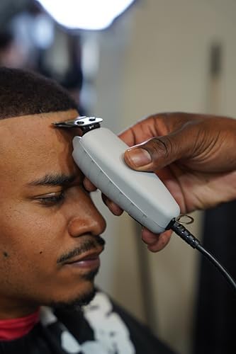 Andis 563721 Professional T-Outliner Beard & Hair Trimmer, Bump-Free - Image 2