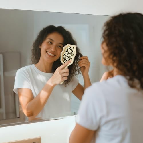 AIMIKE Glacier Detangler Brush for Curly Hair, Wet & Dry Hair Brush - Image 7