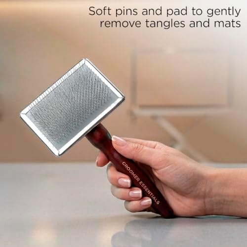 Groomer Essentials Soft Slicker Brush, Medium for Everyday Grooming - Image 4