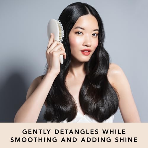 The Hair Edit Finish & Shine Boar Bristle Hairbrush for Smooth Shiny Hair - Image 2