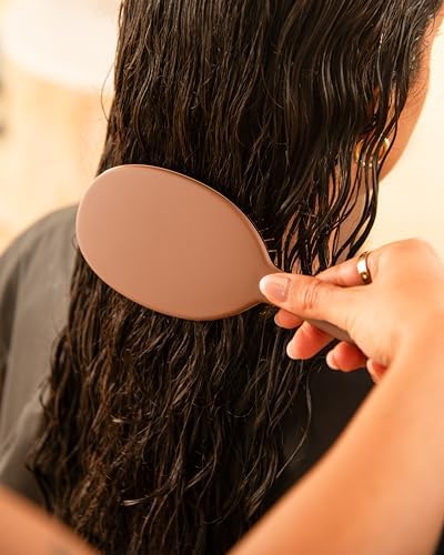 FRAMAR Chocolate Hair Brush Detangler, Wet Hair Brushes For Women - Image 4