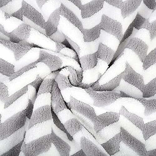 JML Microfiber Bath Towels, Chevron Grey, 30" x 60", 2 Pack - Image 2