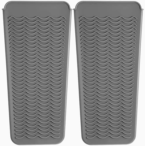 Heat Resistant Mat for Curling Iron, Silicone Flat Iron Mat & Holder for Counter, Portable Travel Curling Iron Mat & Pocket for Hot Hair Styling Tools by Unknown