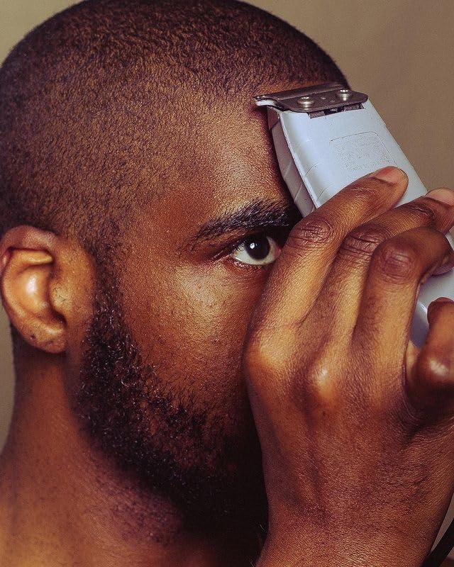 Andis 04780 Professional T-Outliner Beard & Hair Trimmer for Men - Image 5